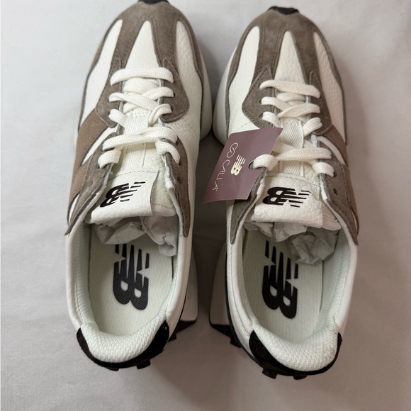 New Balance CALIA Women's 327 Shoes Suede Brown - Picture 11 of 13